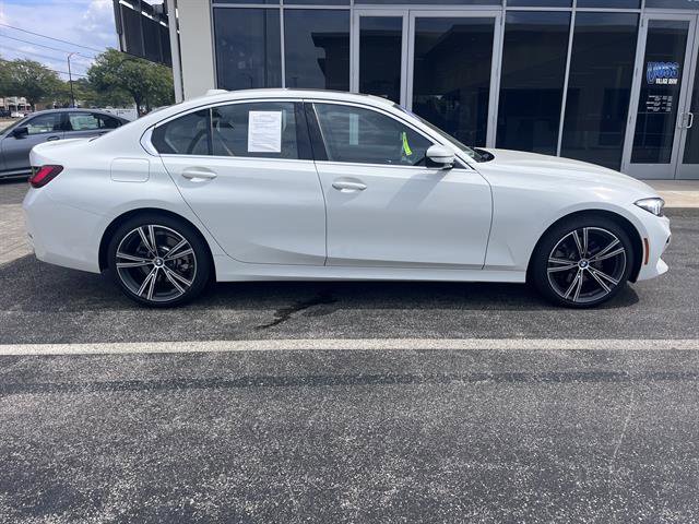 New 2024 BMW 330i xDrive Sedan w/ Convenience Package image 2