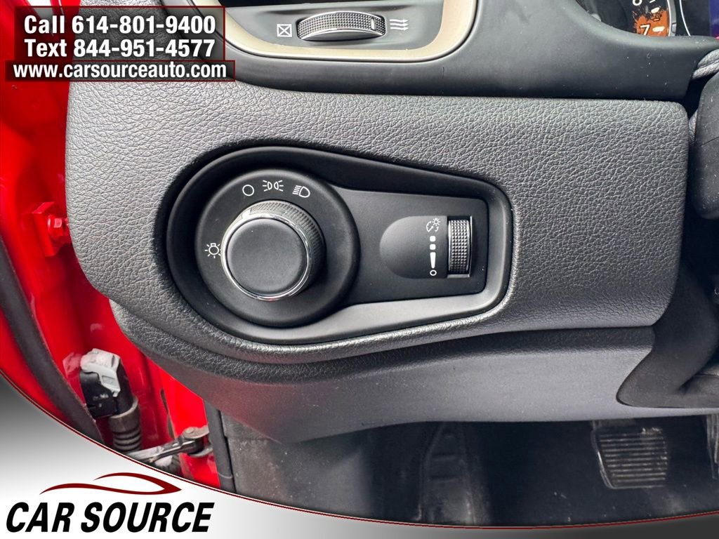 Used 2017 Jeep Renegade Sport w/ Power & Air Group image 18