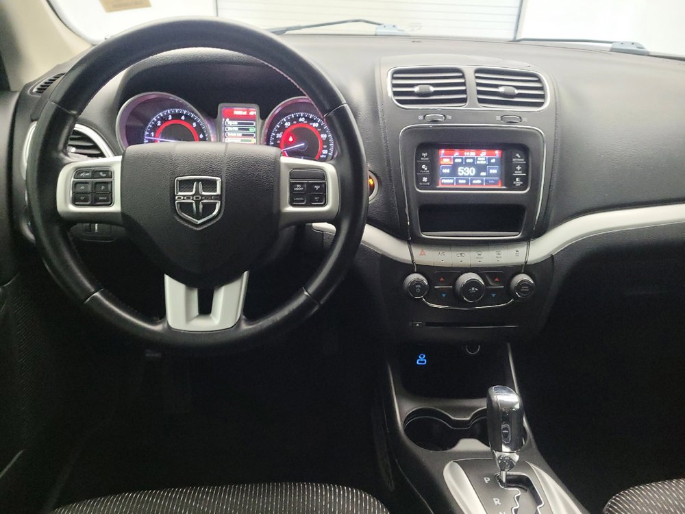 Used 2020 Dodge Journey SE w/ SE Popular Equipment Group FWD image 22