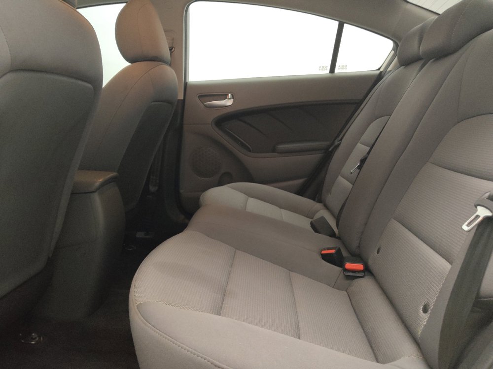 Used 2018 Kia Forte LX FWD image 18