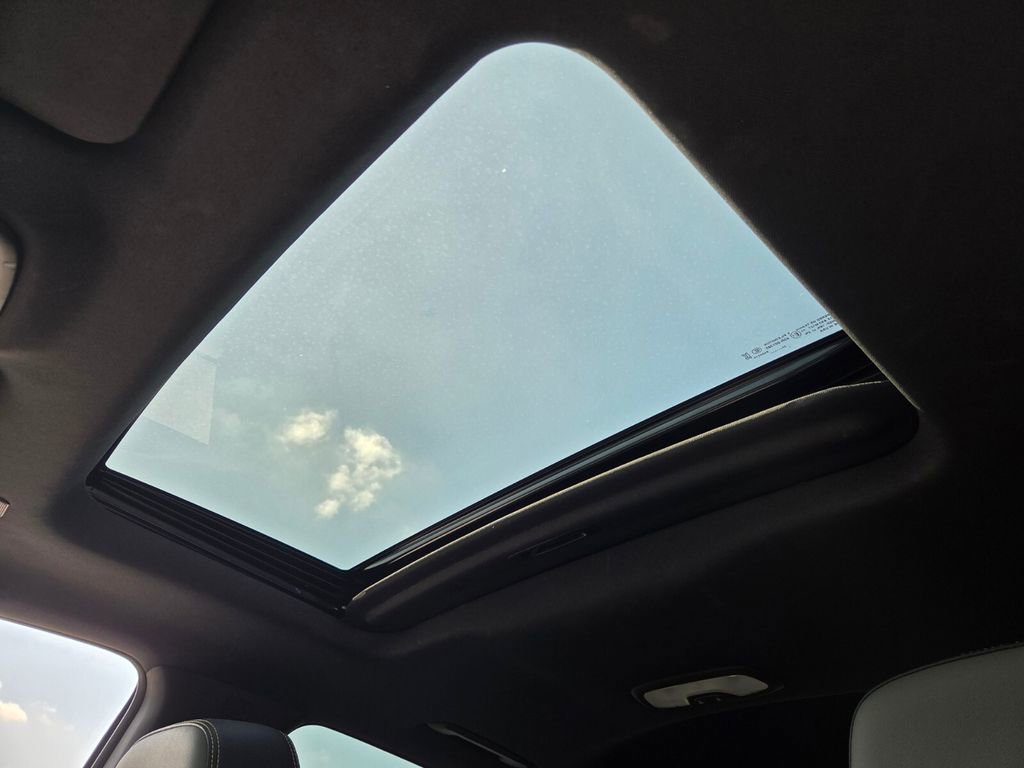 Used 2023 Chevrolet Colorado ZR2 w/ ZR2 Convenience Package III image 17