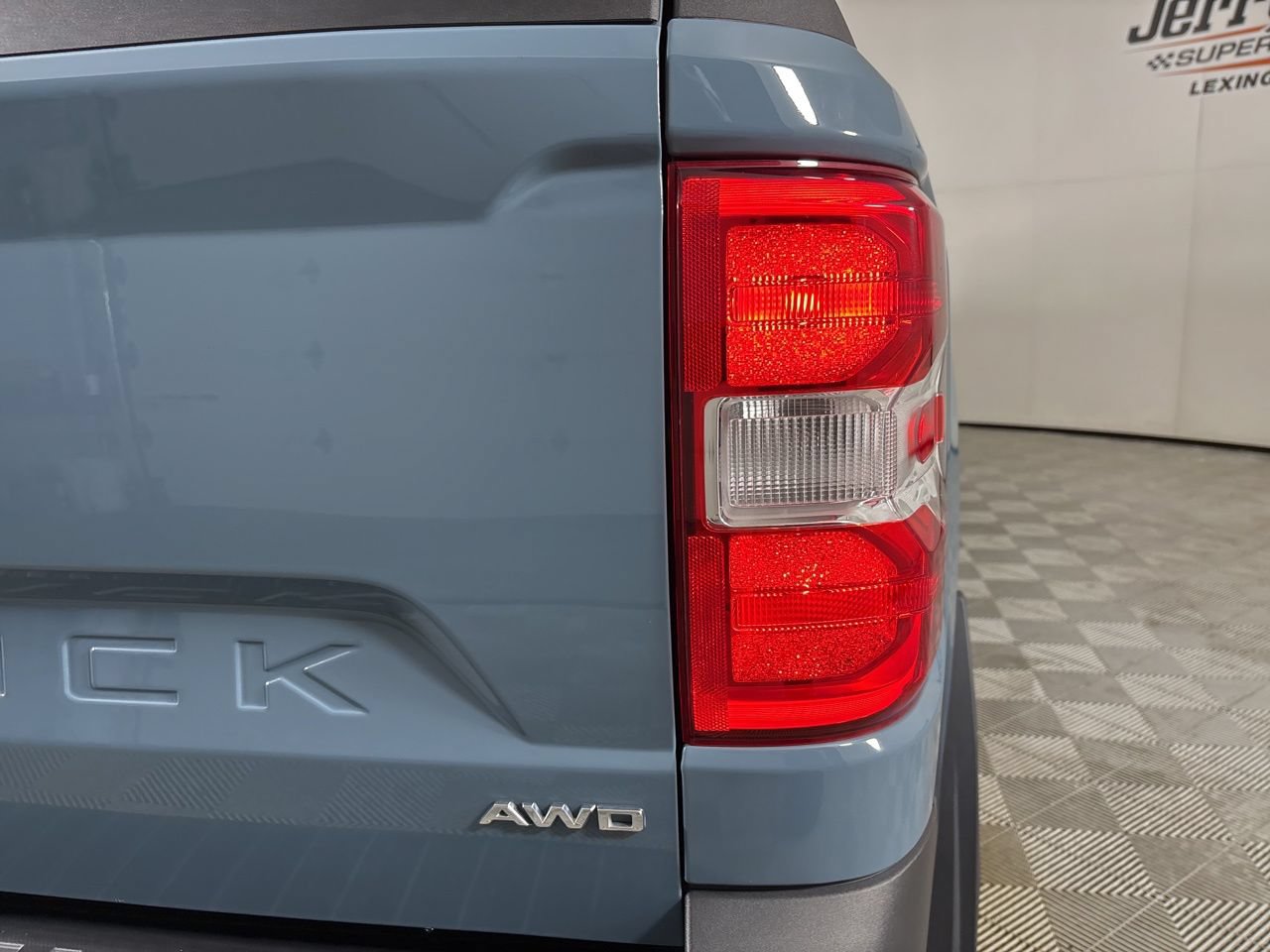 Used 2023 Ford Maverick Lariat w/ Equipment Group 500A Standard AWD/4WD image 29