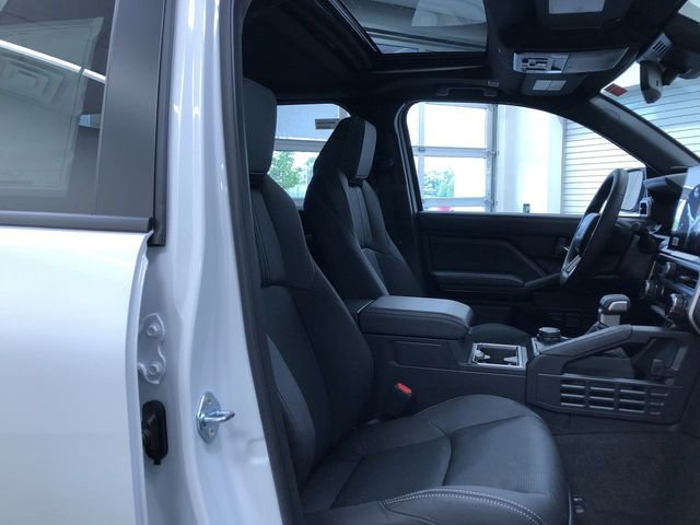 New 2026 Toyota 4Runner Limited AWD/4WD image 14