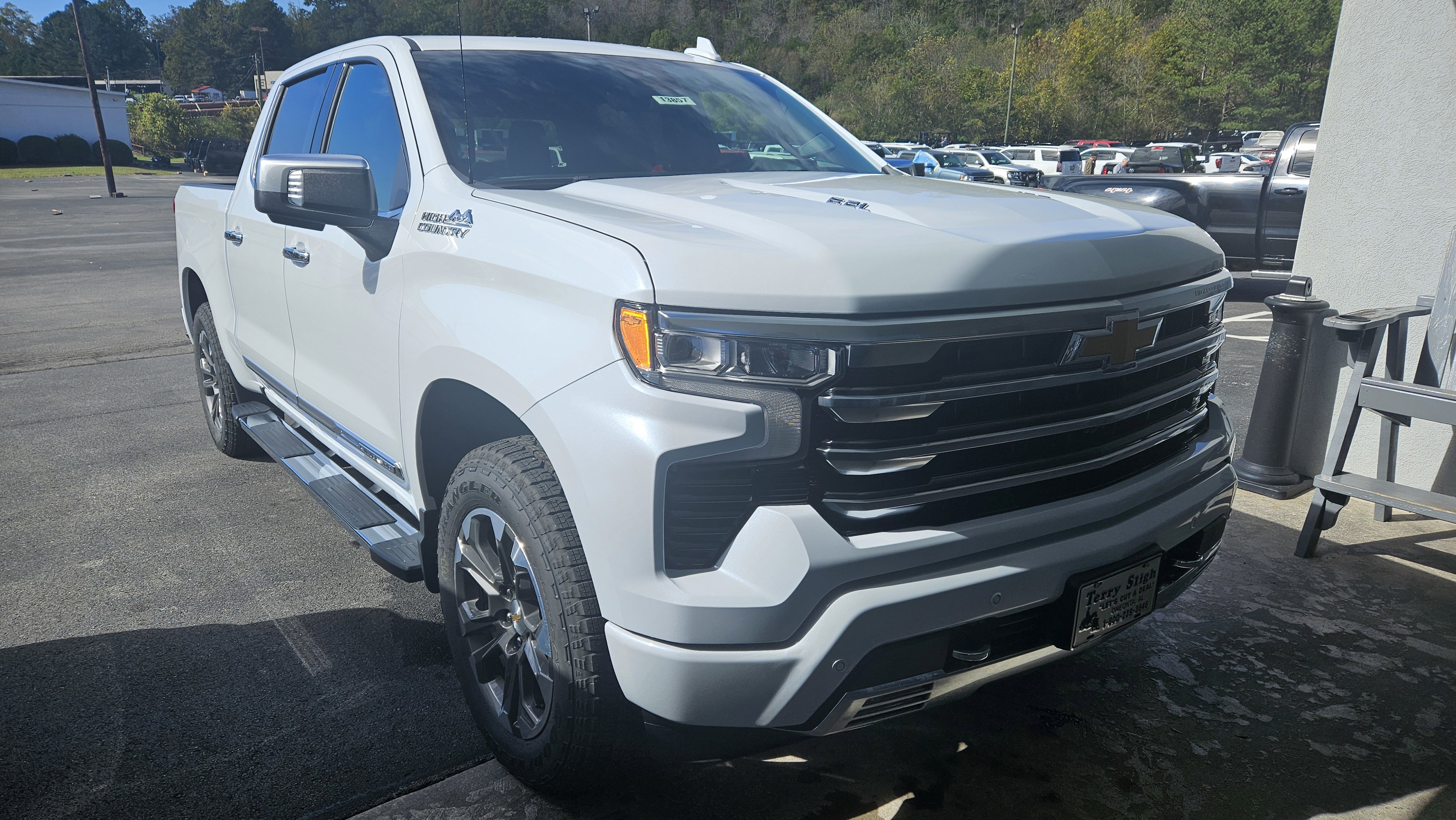 New 2026 Chevrolet Silverado 1500 High Country w/ Technology Package image 2