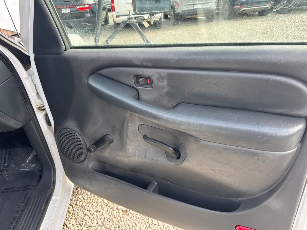 Used 2001 GMC Sierra 3500 SL image 12