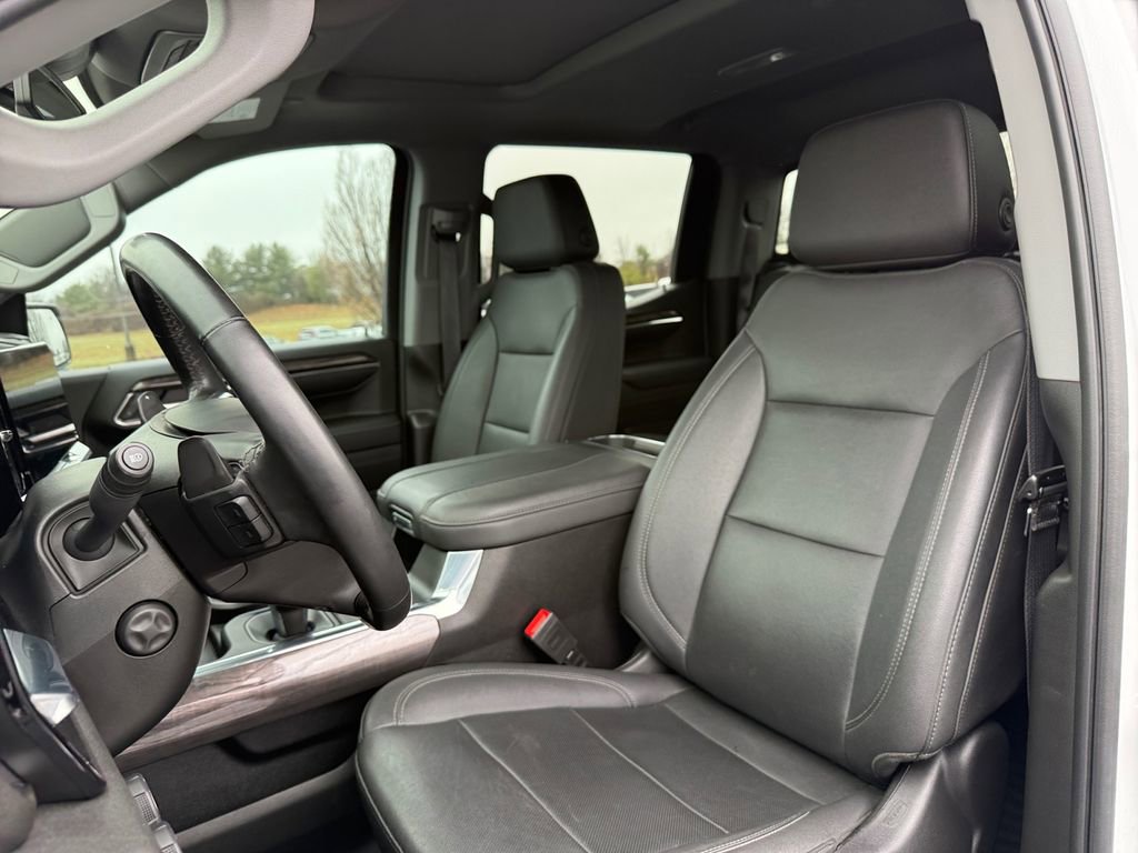 Used 2023 Chevrolet Silverado 1500 LTZ w/ LTZ Premium Package image 17