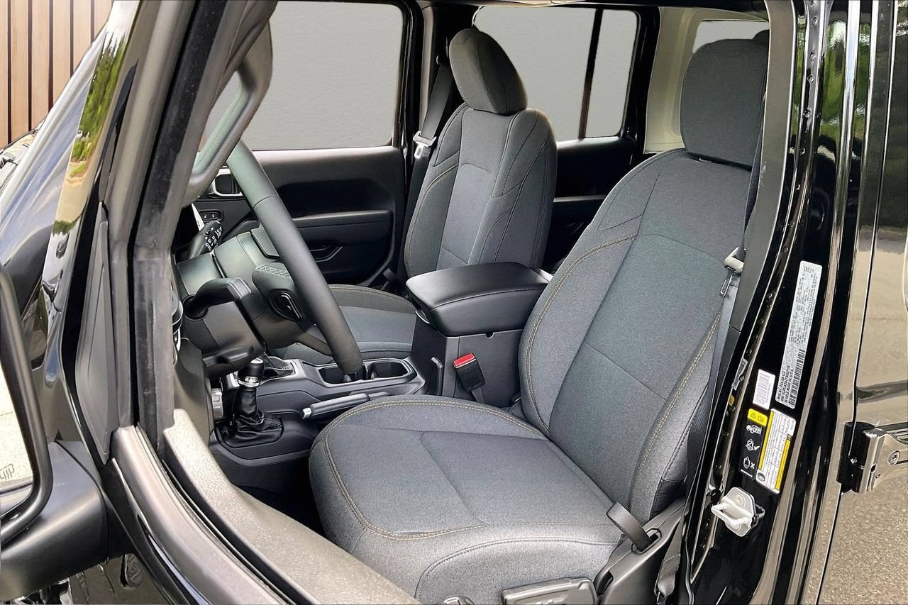 New 2026 Jeep Wrangler Unlimited Sport AWD/4WD image 17
