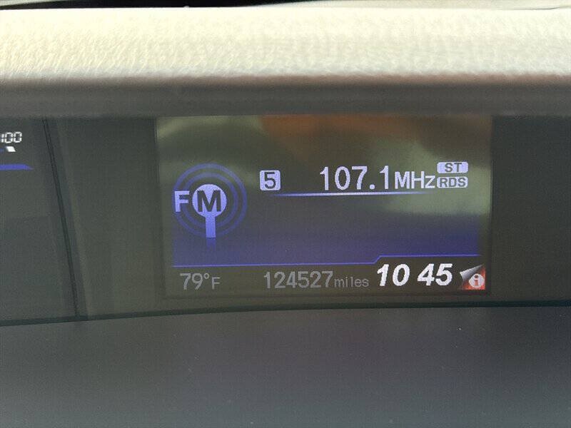 Used 2014 Honda Civic Hybrid Sedan image 27