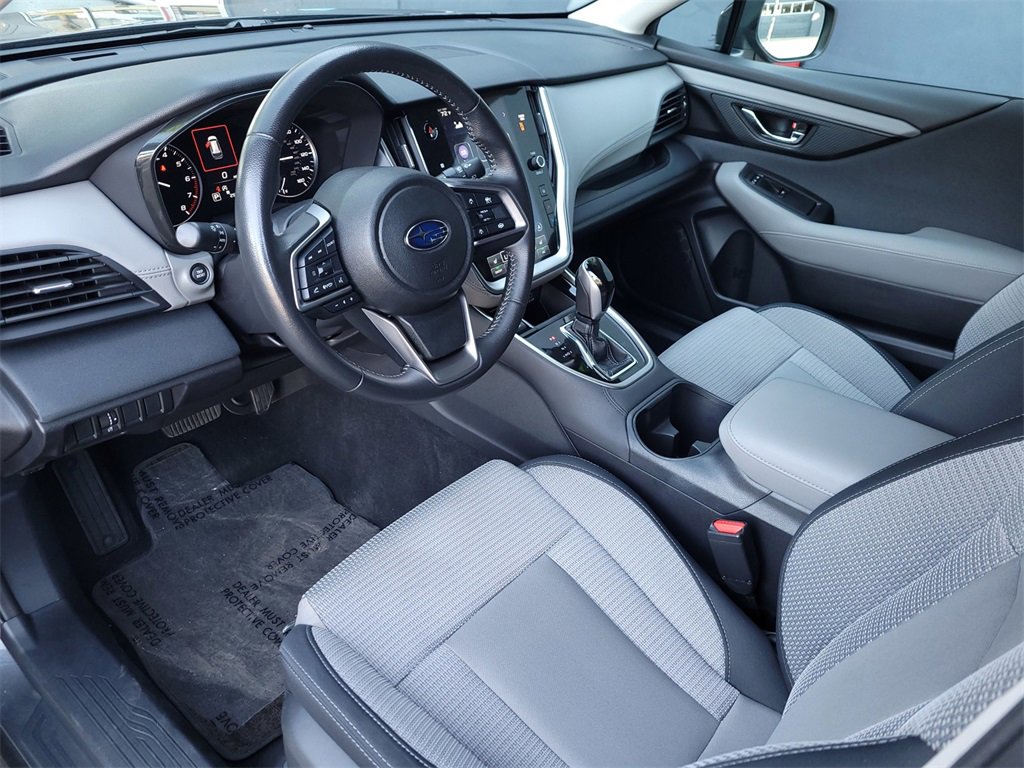 Used 2024 Subaru Outback Premium image 10