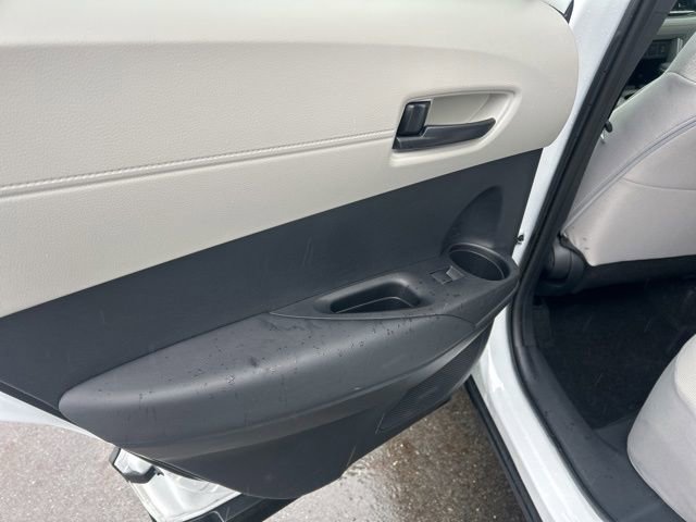 Used 2025 Toyota Corolla Cross LE w/ Moonroof Package AWD/4WD image 28