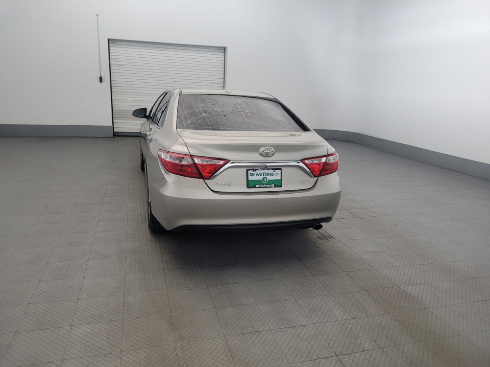 Used 2016 Toyota Camry XLE FWD image 6