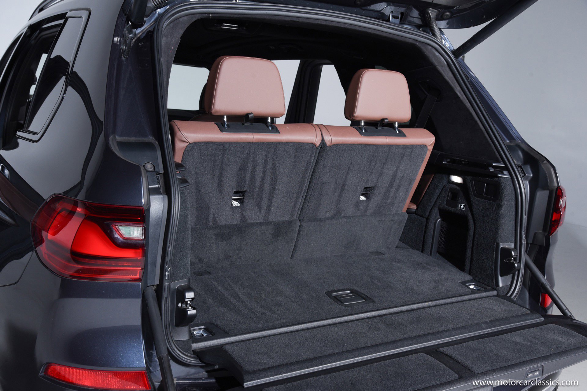 Used 2021 BMW X7 M50i image 18