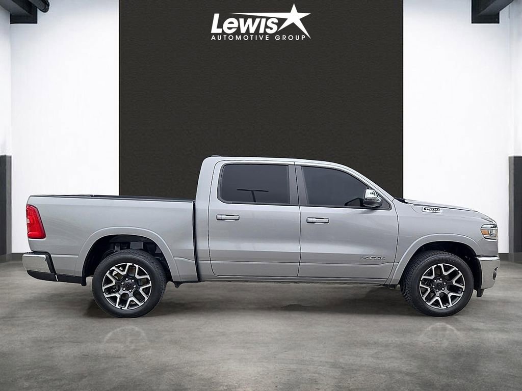 Used 2025 RAM 1500 Laramie AWD/4WD image 5
