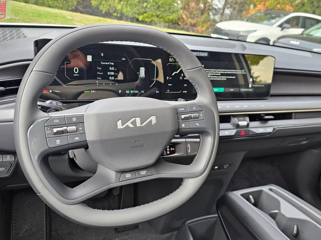 New 2026 Kia EV9 Wind AWD/4WD image 10