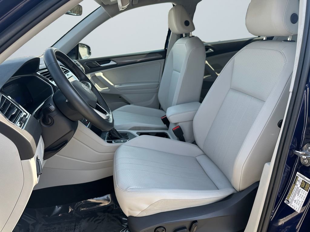Used 2022 Volkswagen Tiguan SE image 9