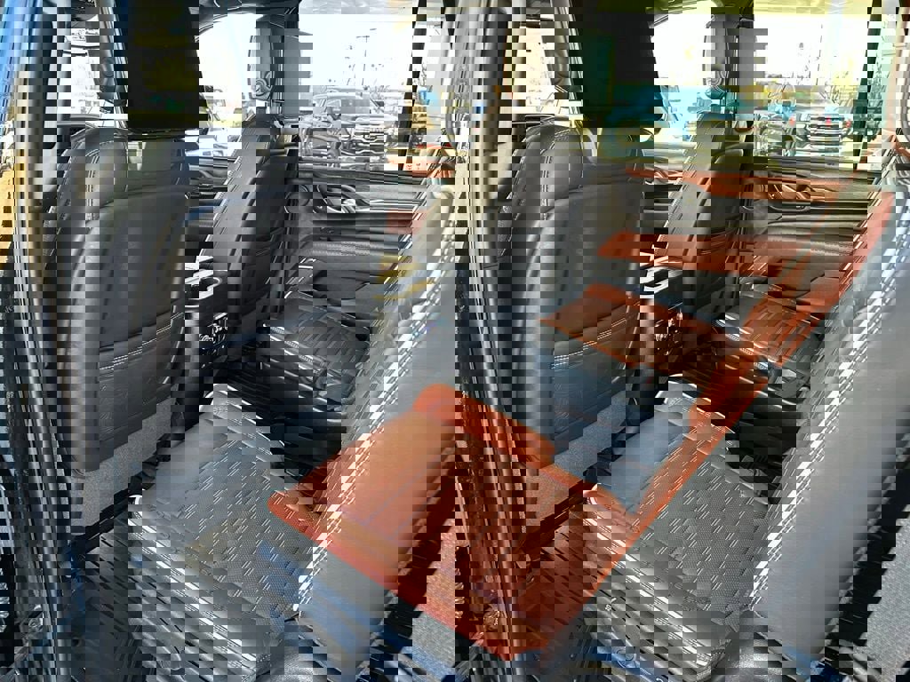 Used 2023 GMC Yukon Denali Ultimate image 16