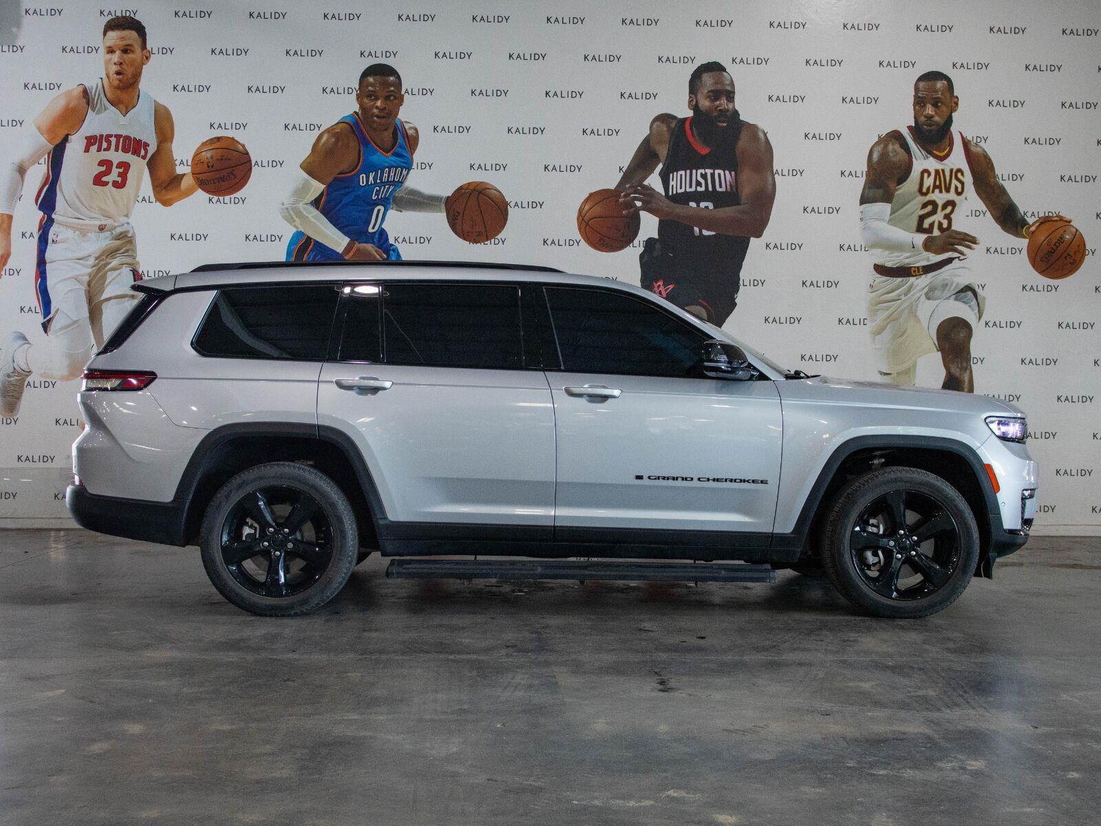 Used 2023 Jeep Grand Cherokee L Limited w/ Luxury Tech Group II AWD/4WD image 20