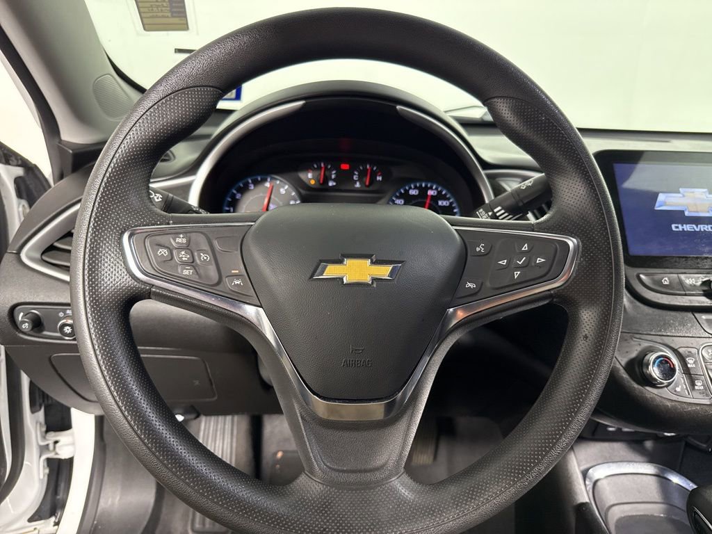 Used 2023 Chevrolet Malibu LT image 23