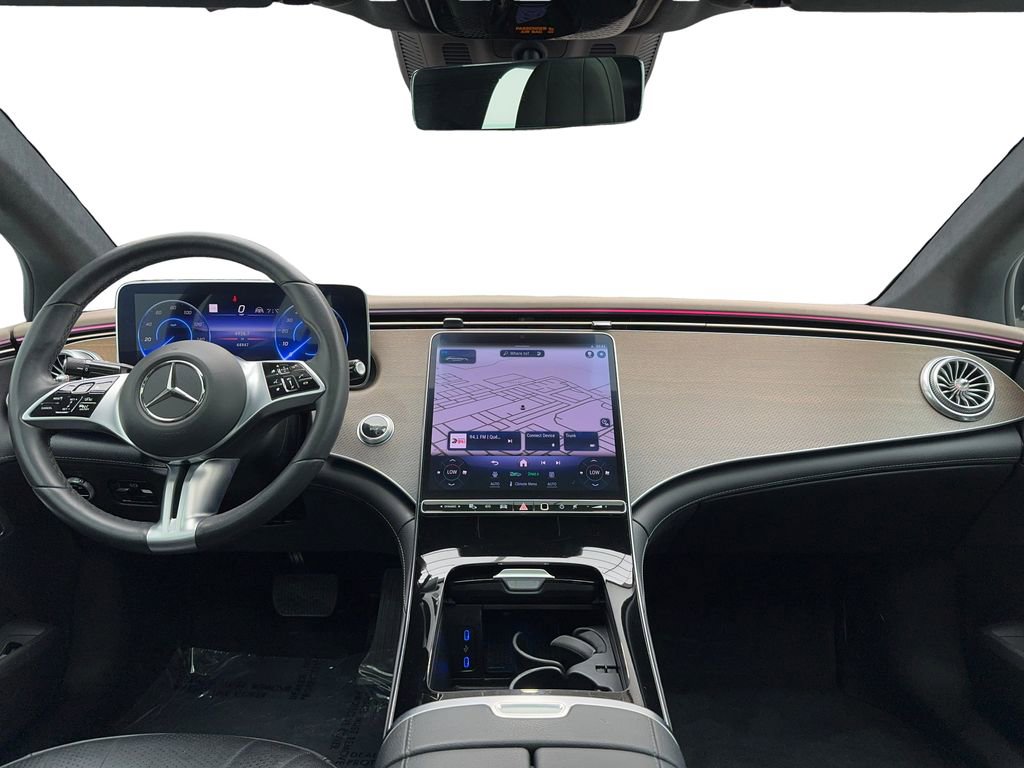 Used 2023 Mercedes-Benz EQE 500 4MATIC Sedan w/ Pinnacle Trim Package image 12