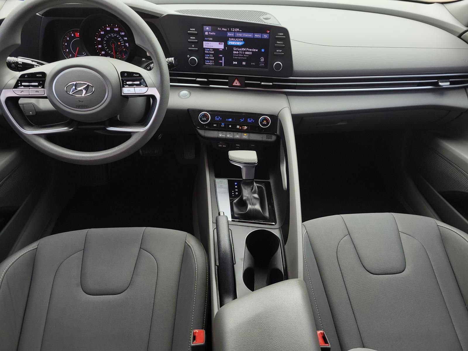 Used 2022 Hyundai Elantra SEL FWD image 12