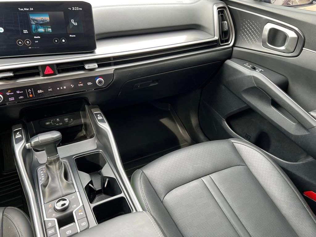 Used 2025 Kia Sorento S w/ Panoramic Sunroof Package image 31