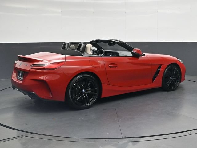 Used 2019 BMW Z4 sDrive30i w/ M Sport Package RWD image 4