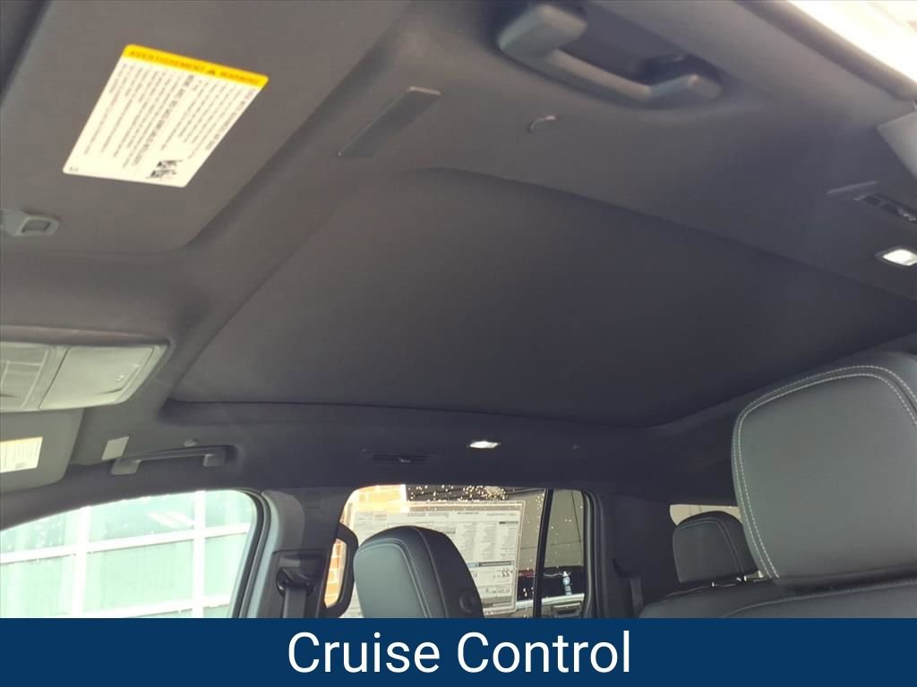 New 2026 Chevrolet Traverse LT image 18