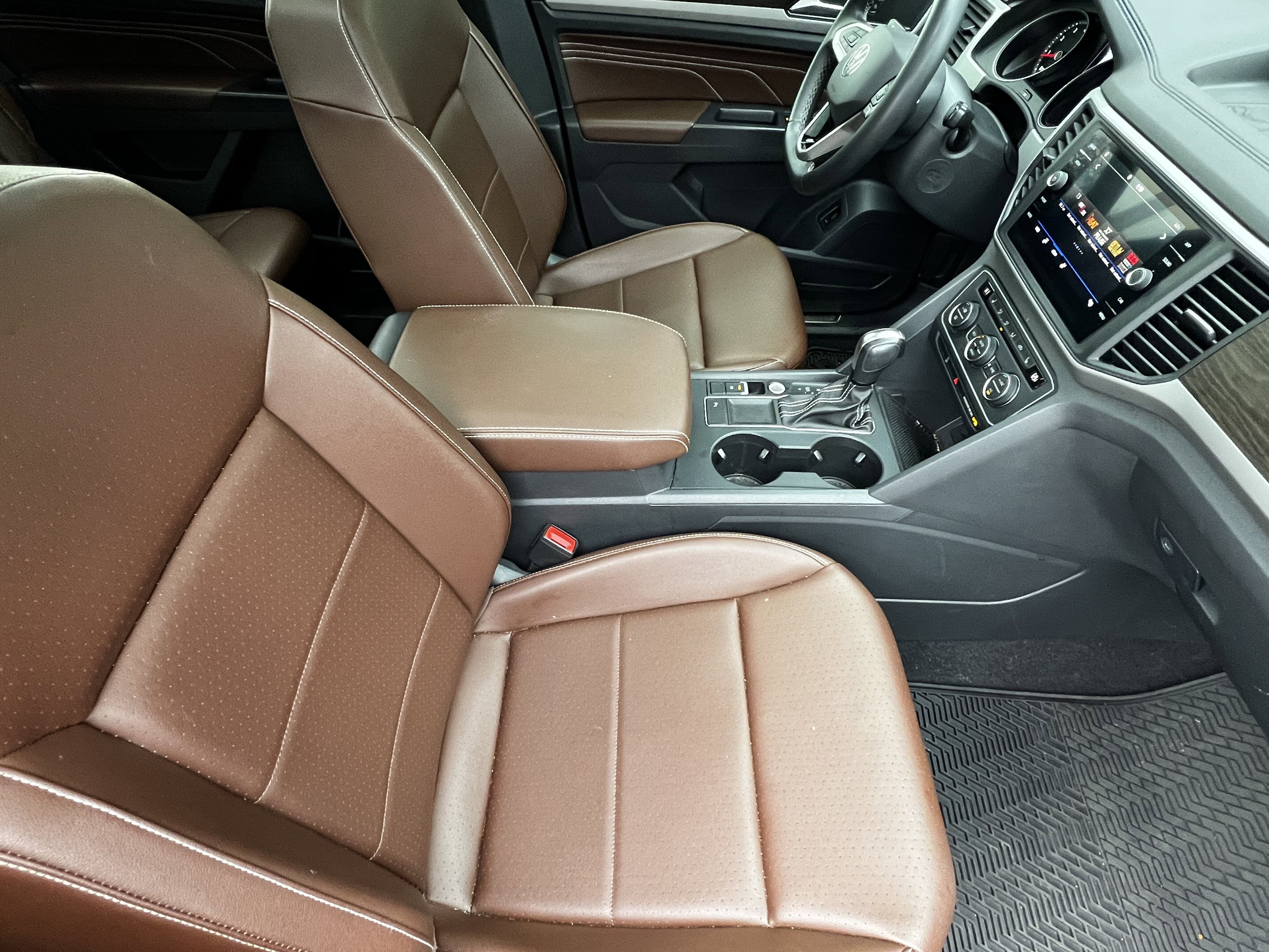 Used 2021 Volkswagen Atlas SE w/ Panoramic Sunroof Package image 43