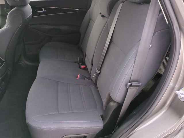 Used 2019 Kia Sorento LX image 23