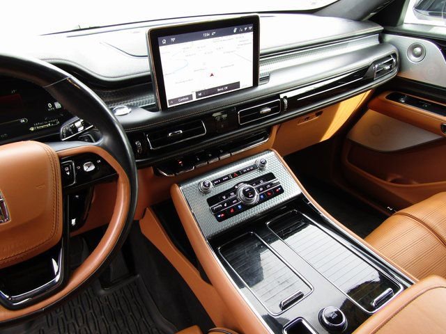 Used 2023 Lincoln Aviator Black Label w/ Dynamic Handling Package image 24