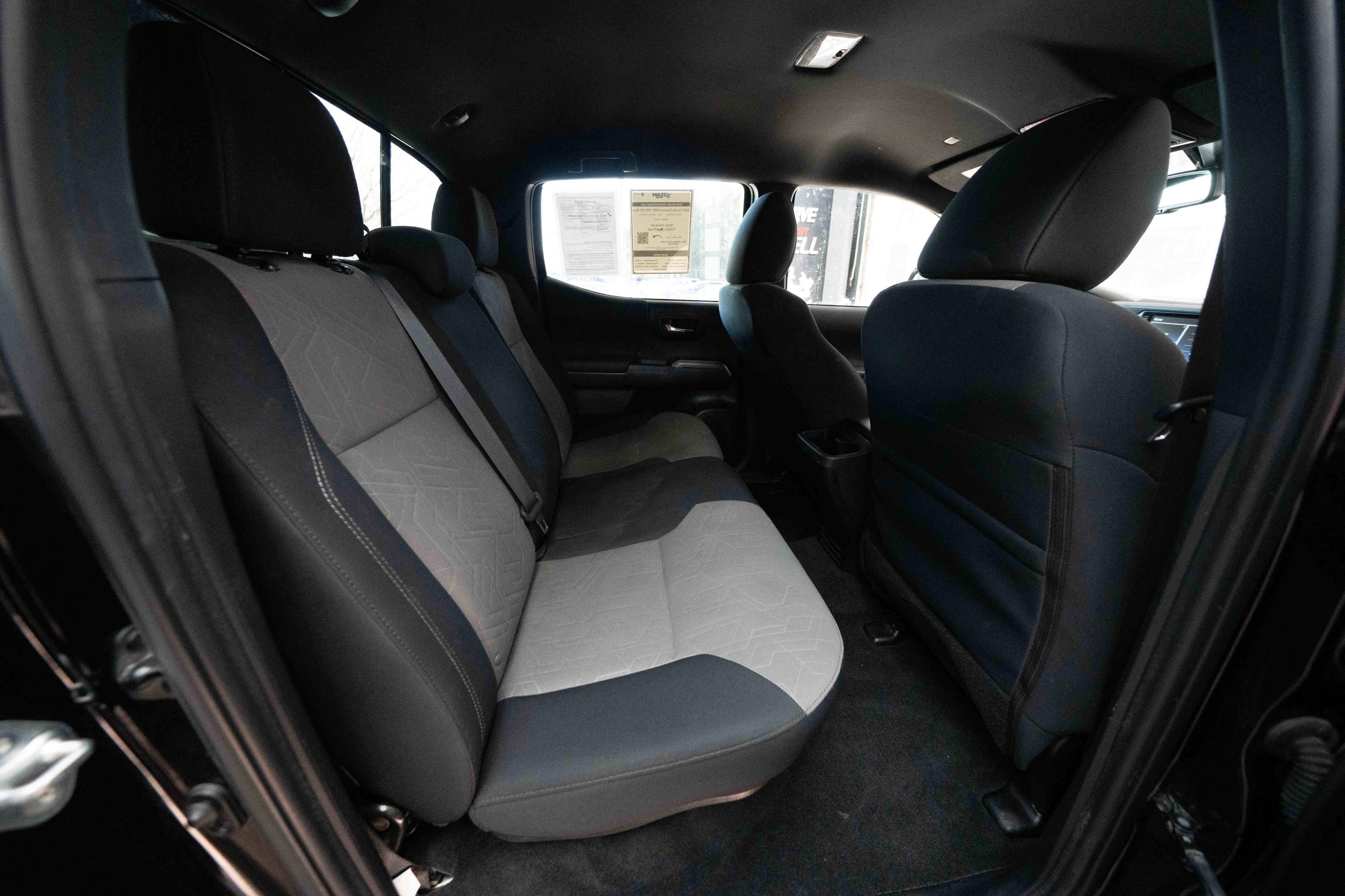 Used 2023 Toyota Tacoma TRD Off-Road image 24