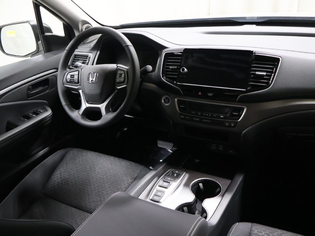 New 2026 Honda Ridgeline Sport image 17