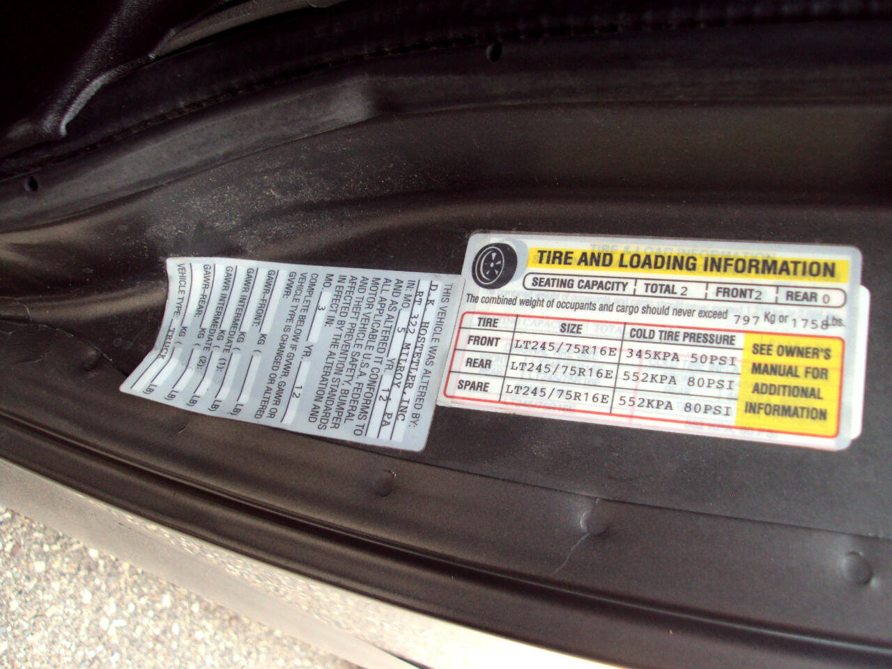 Used 2012 Chevrolet Express 2500 image 36