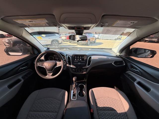 Used 2023 Chevrolet Equinox LS image 18