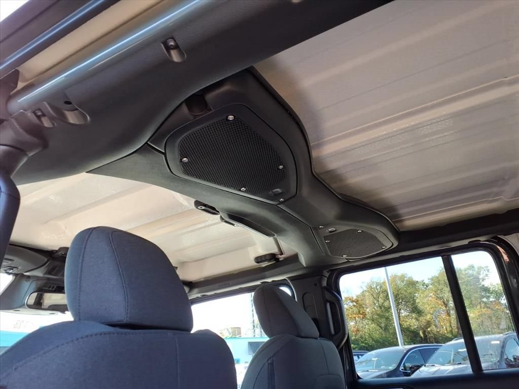 New 2026 Jeep Wrangler Unlimited Sport AWD/4WD image 33