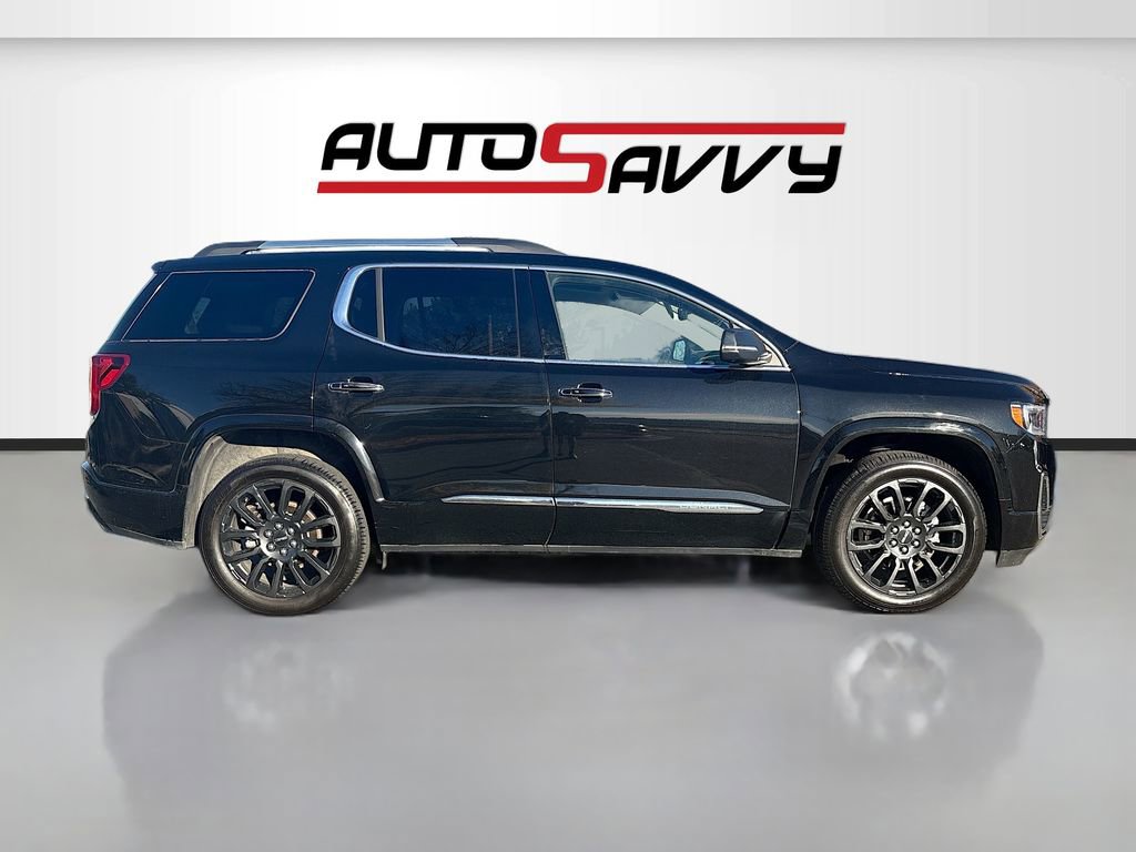 Used 2023 GMC Acadia Denali w/ Black Diamond Edition image 8
