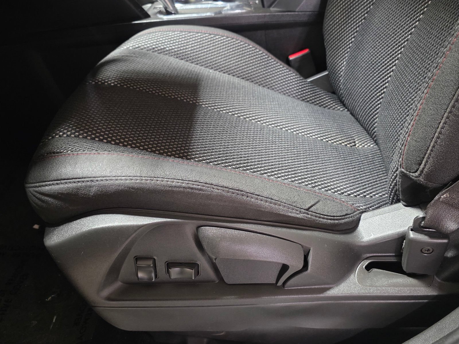 Used 2016 GMC Terrain SLE FWD image 23