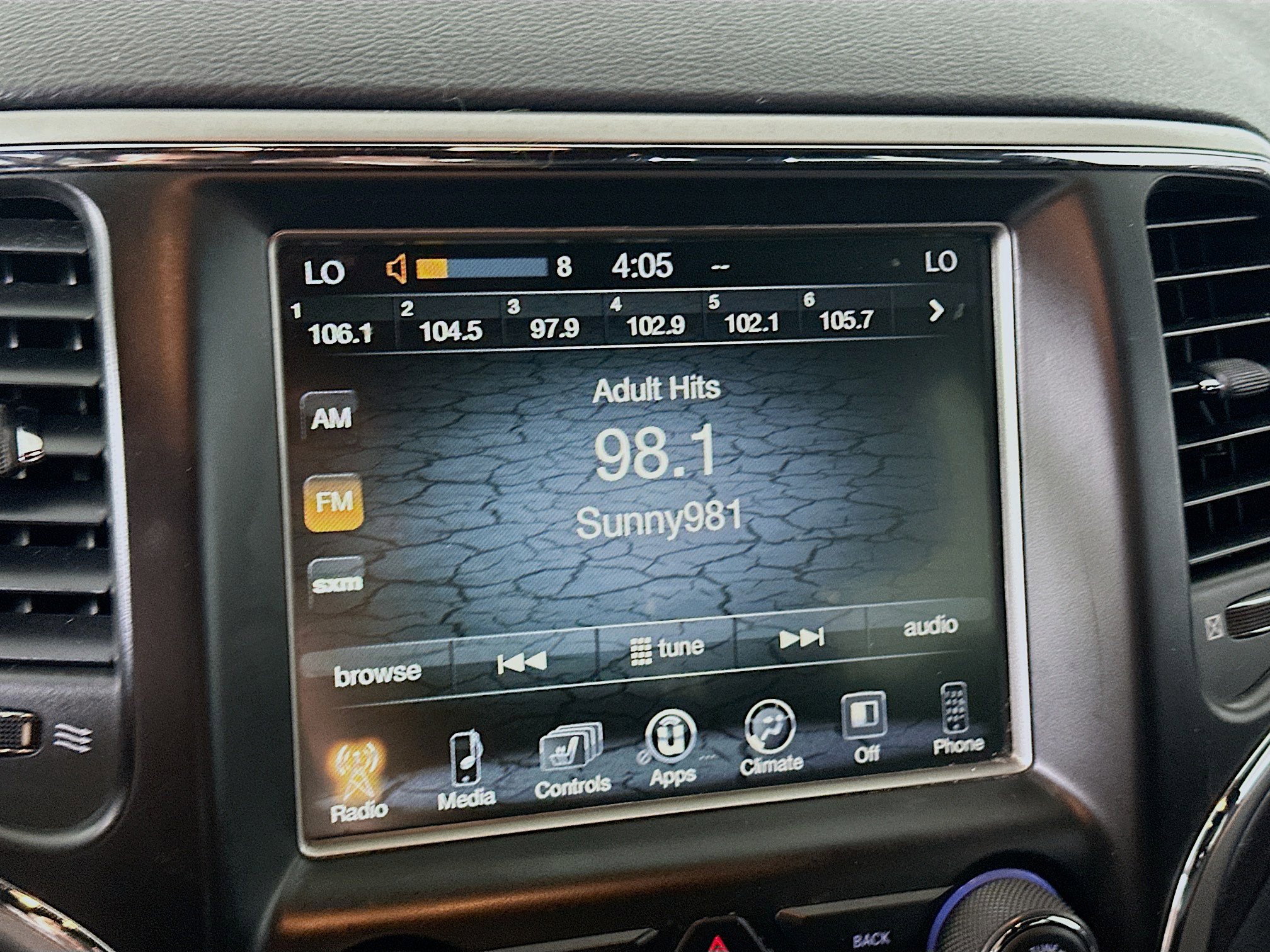 Used 2017 Jeep Grand Cherokee Altitude AWD/4WD image 21