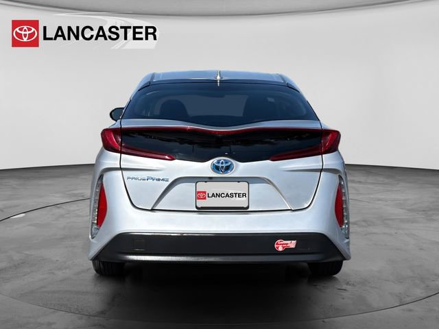 Certified 2017 Toyota Prius Prime Plus w/ Preferred Accessory Package FWD image 6