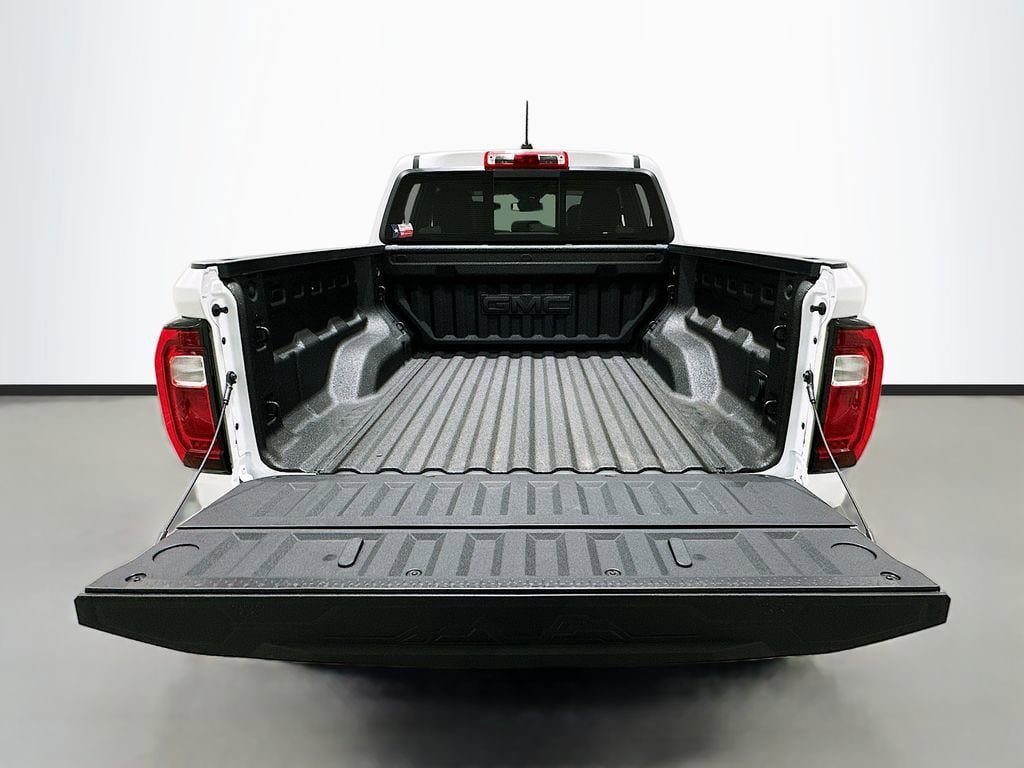 New 2026 GMC Canyon Elevation w/ Convenience Package RWD image 27