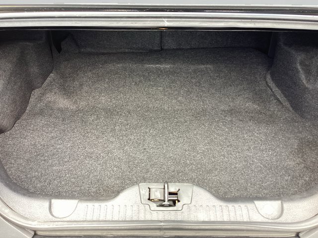 Used 2011 Ford Mustang Shelby GT500 w/ SVT Performance Pkg image 10