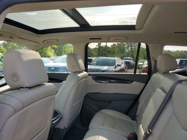 Certified 2020 Cadillac XT6 Premium Luxury FWD image 7