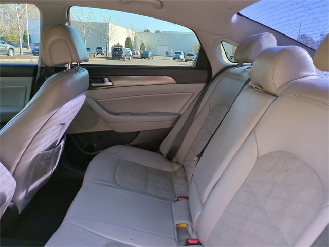 Used 2017 Hyundai Sonata Sport w/ Value Edition Package 02 image 13
