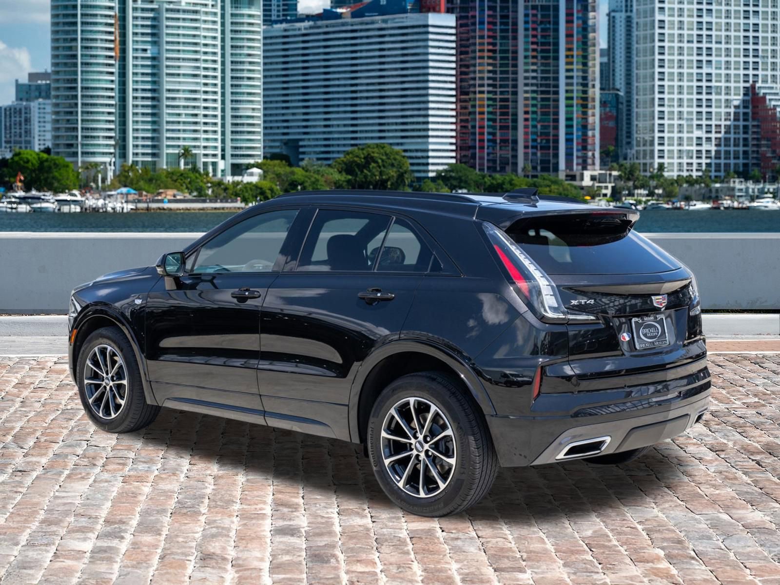 Used 2024 Cadillac XT4 Sport image 7