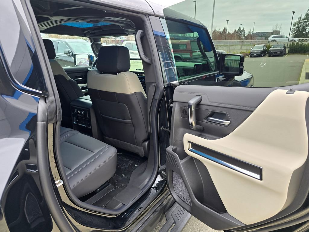 New 2026 GMC Hummer EV SUV w/ LPO, Dark Essentials Package image 45