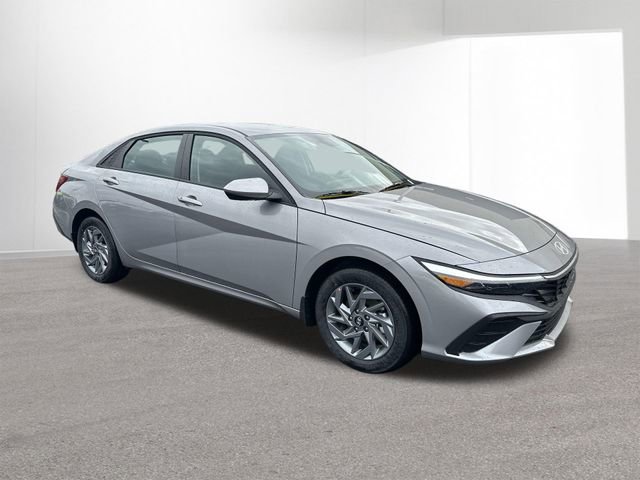 New 2026 Hyundai Elantra Blue image 40