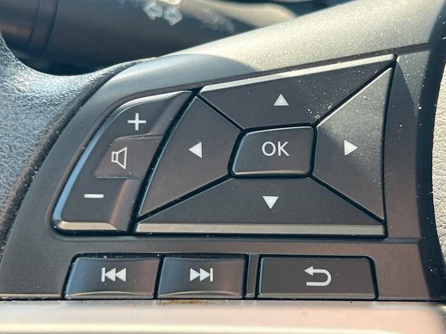 Used 2025 Nissan Altima 2.5 SV FWD image 25