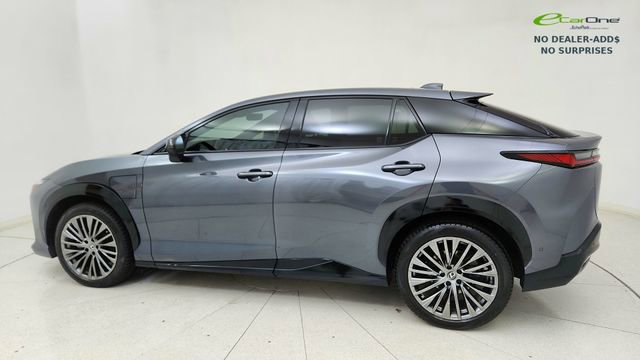 Used 2023 Lexus RZ 450e Premium w/ Accessory Package (2T) image 4
