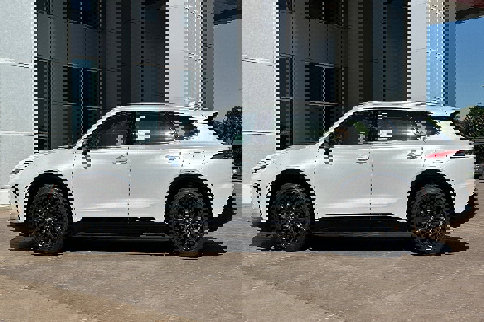 New 2026 Toyota Crown Signia image 7