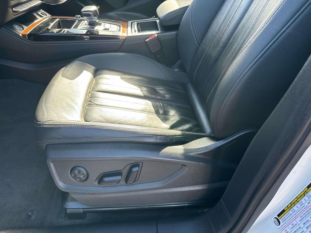 Used 2022 Audi Q5 2.0T Premium Plus image 18